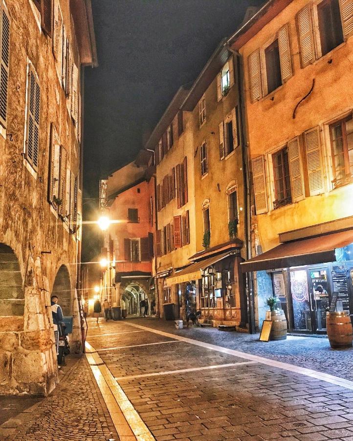 Appartement Au Calme Avec Terrasse Verdoyante Entre Annecy Et Geneve فييِ لو بولو المظهر الخارجي الصورة